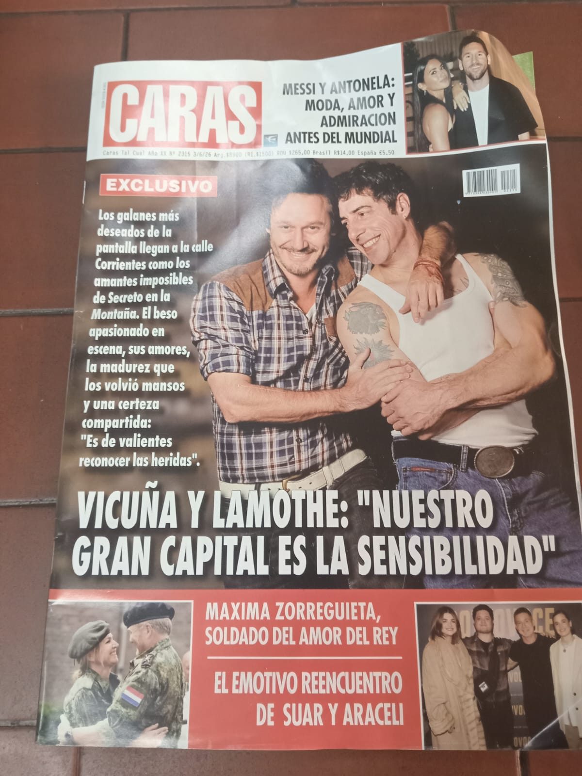 CARAS          