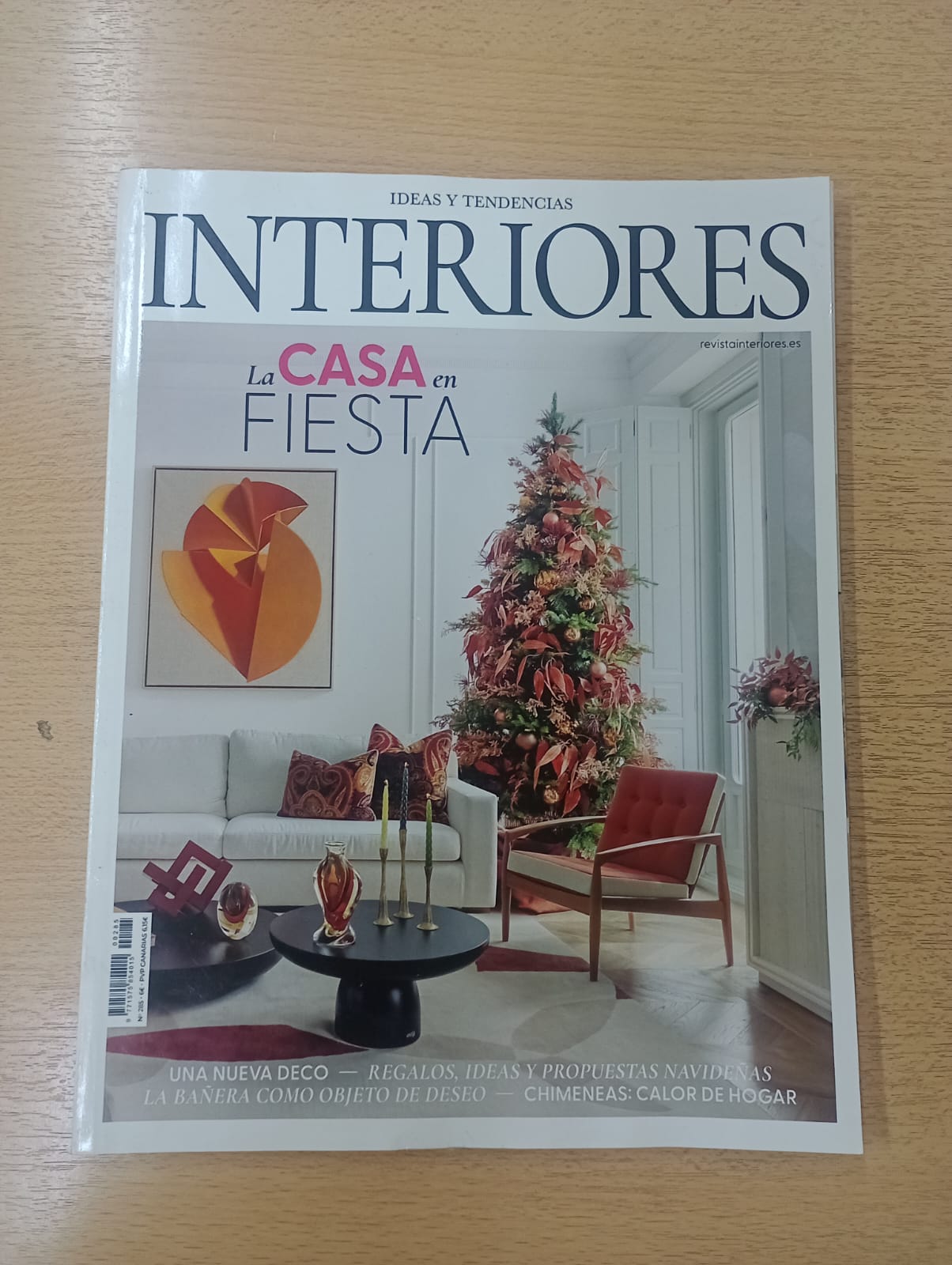 INTERIORES     