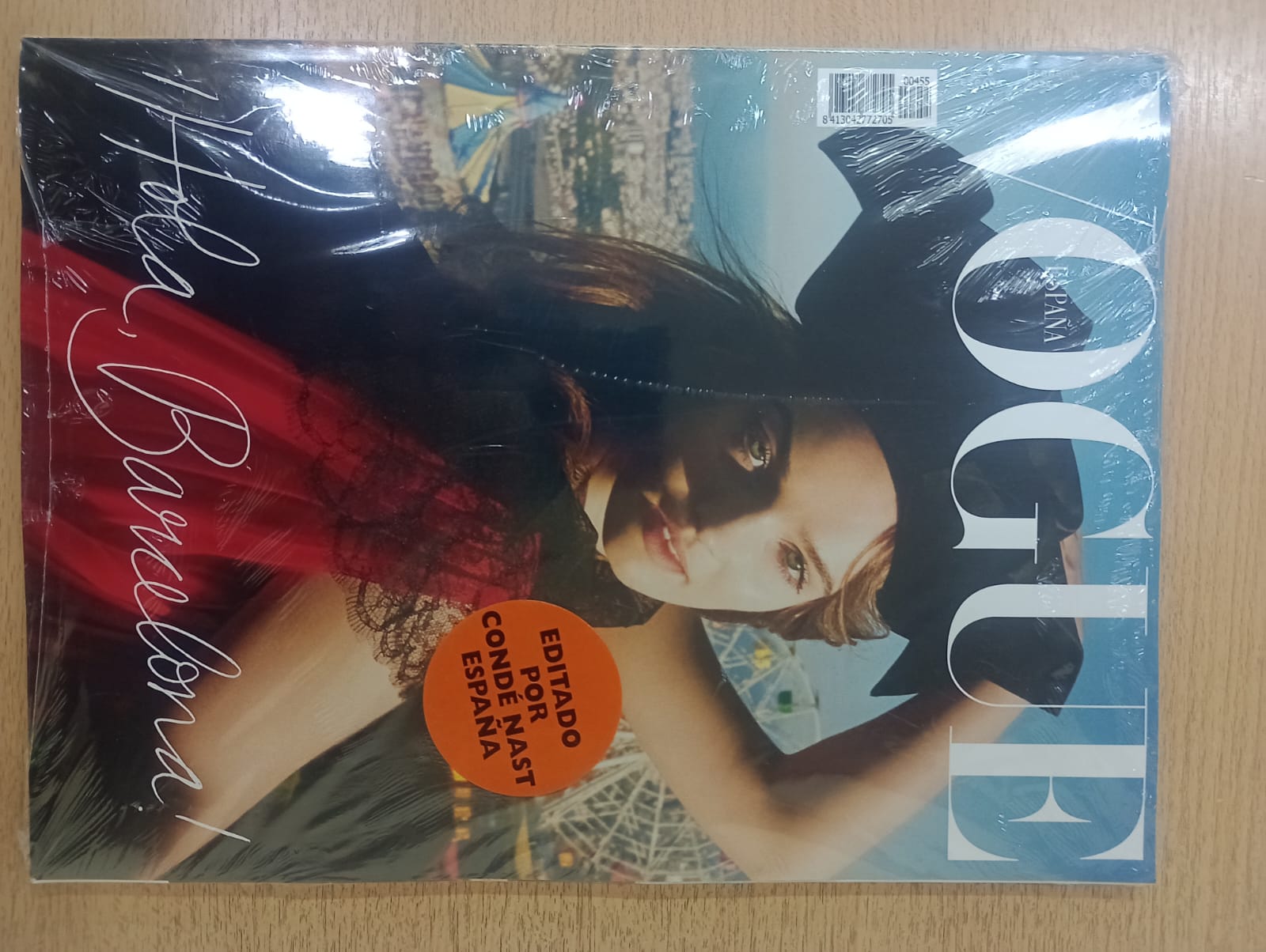 VOGUE          