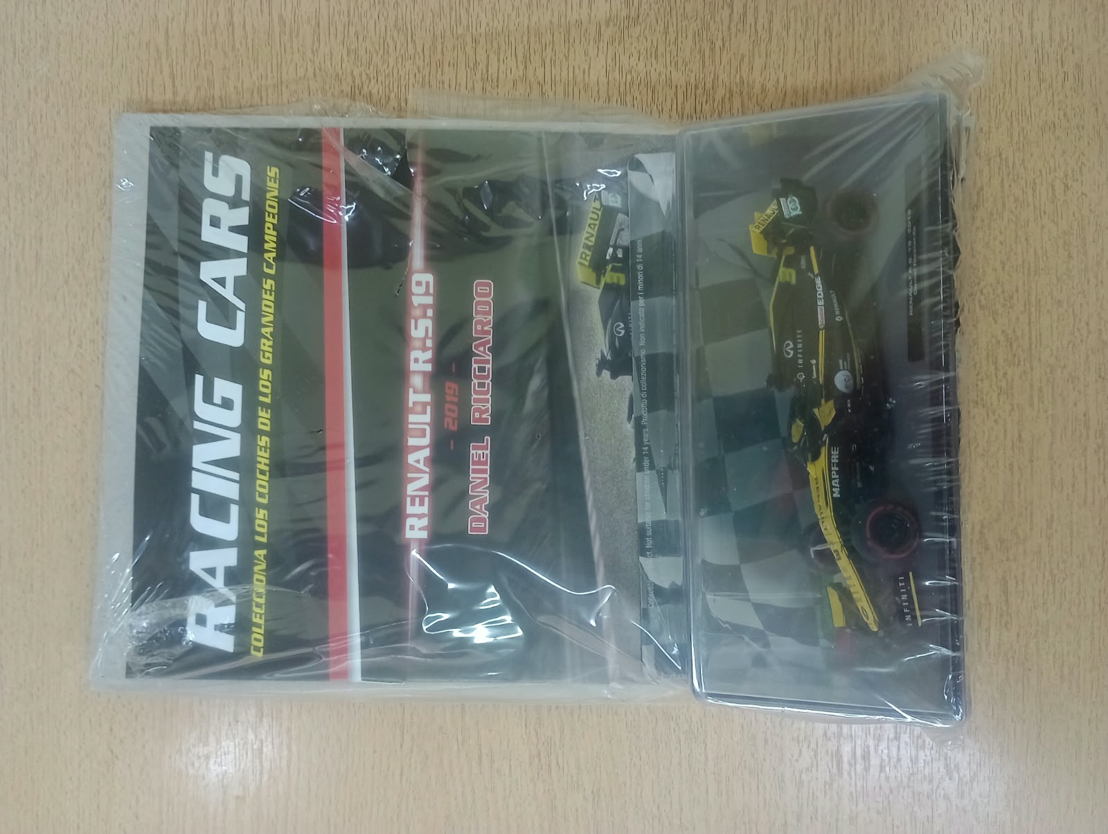 RACING CARS