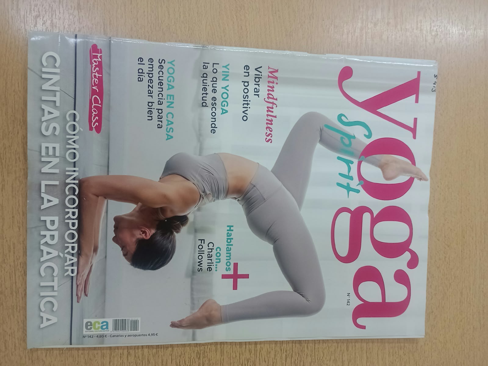 YOGA JOURNAL   